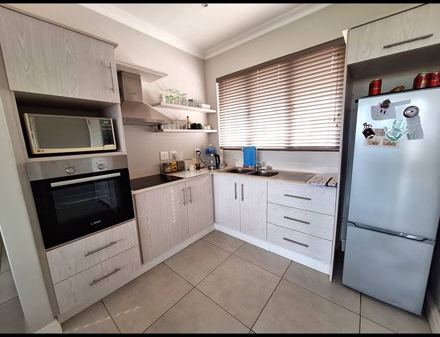 2 BEDROOM SIMPLEX FOR SALE IN KINDLEWOOD ESTATE